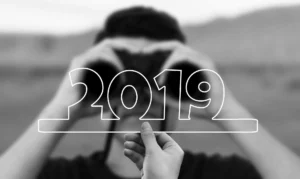 zeigt ein Bild mit der zahl 2019